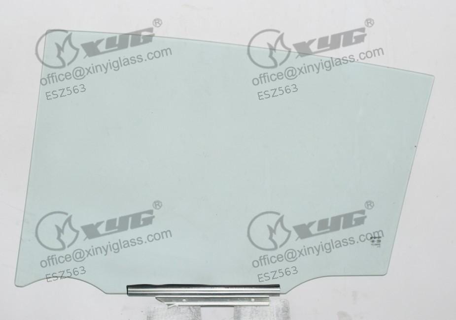 Lateral trasero (puerta) FD25897 RD/RH
