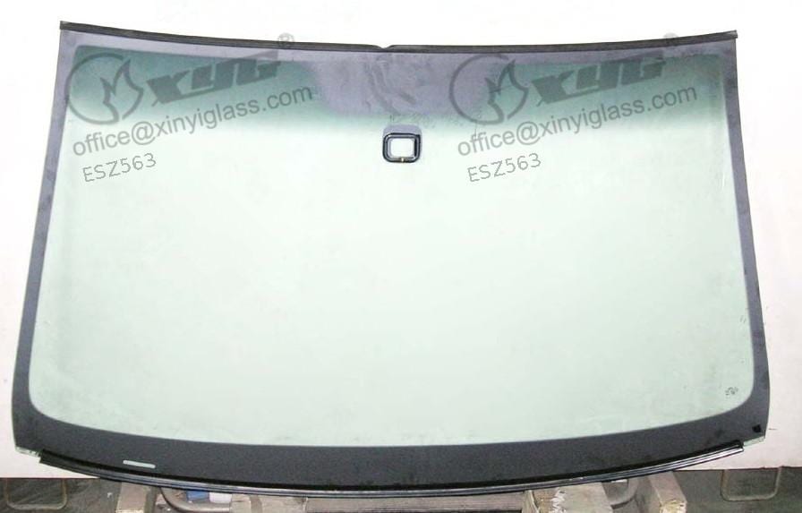 Parabrisas delantero FW02408